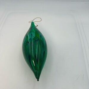 Large blown glass ornament 8.5” emerald green, marbled tier drop finial vintage